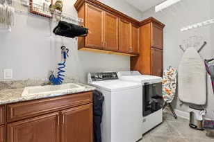 885 Iron Oak Way, The Villages, FL 32163 - Photo 54