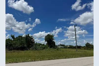 836 Jaguar Boulevard, Lehigh Acres, FL 33974 - Photo 2