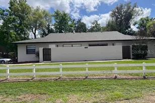 1902 NE 17th Pl, Ocala, FL 34470 - Photo 2