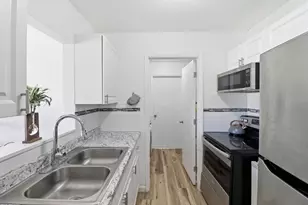 5284 Springwood Rd, Spring Hill, FL 34609 - Photo 10