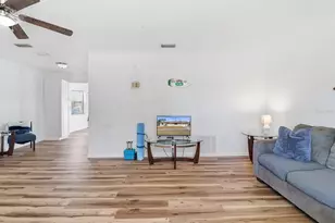 5284 Springwood Rd, Spring Hill, FL 34609 - Photo 6