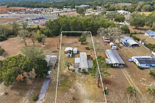 14652 SE 87th Terrace Rd, Summerfield, FL 34491 - Photo 2