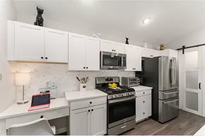 7646 Cheryl Court, The Villages, FL 34762 - Photo 12