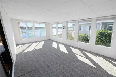 25021 Bellevue, Leesburg, FL 34748 - Photo 2