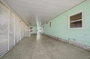 25021 Bellevue, Leesburg, FL 34748 - Photo 16