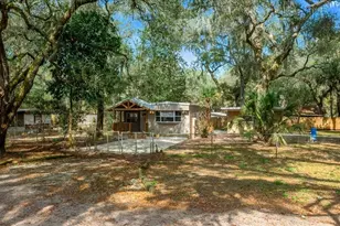 16789 SE 8th Pl, Silver Springs, FL 34488 - Photo 2
