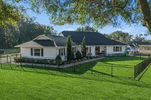 680 NE 120th St, Ocala, FL 34479 - Photo 1