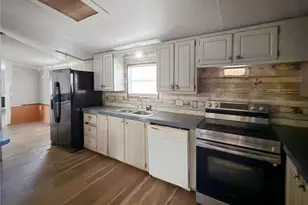 3048 SE 145th St, Summerfield, FL 34491 - Photo 4