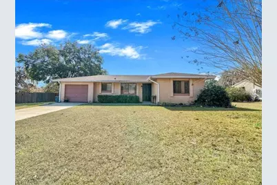 543 Silver Course Court, Ocala, FL 34472 - Photo 2