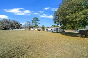 543 Silver Course Ct, Ocala, FL 34472 - Photo 16