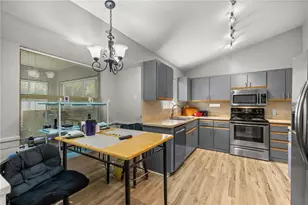 21486 SW Peach Blossom St, Dunnellon, FL 34431 - Photo 4