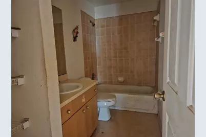 5870 SE 158th Court, Ocklawaha, FL 32179 - Photo 10