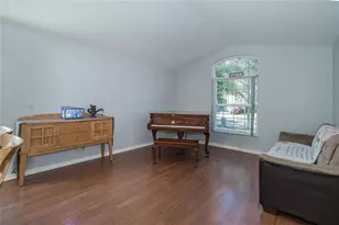 18953 Wood Sage Dr, Tampa, FL 33647 - Photo 4