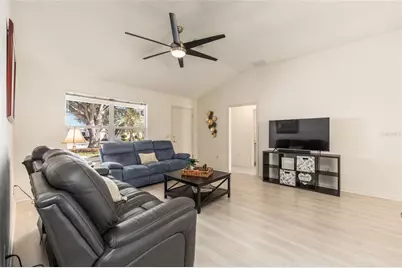 8337 SE 176th Lawson Loop, The Villages, FL 32162 - Photo 14