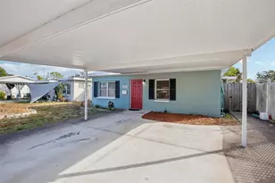 640 59th St S, Saint Petersburg, FL 33707 - Photo 2