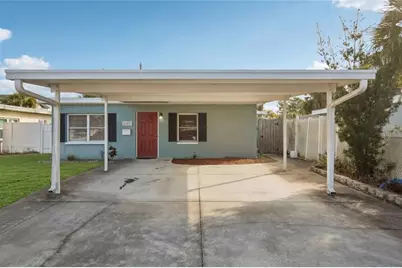 640 59th St S, Saint Petersburg, FL 33707 - Photo 1