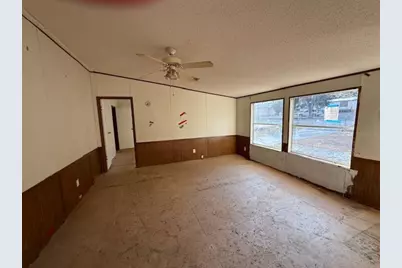 217 Longview Avenue, Lady Lake, FL 32159 - Photo 2