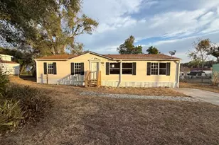 217 Longview Ave, Lady Lake, FL 32159 - Photo 1