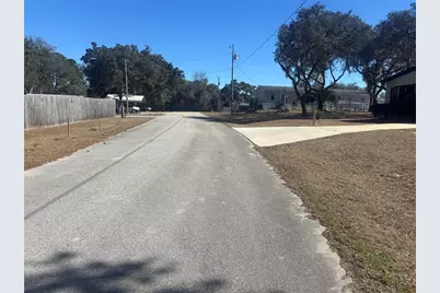 18410 SE 58th Street, Ocklawaha, FL 32179 - Photo 2