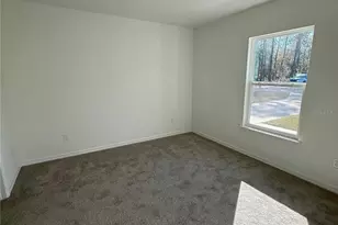 24449 NW Falcon Ave, Dunnellon, FL 34431 - Photo 10