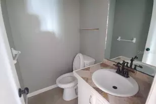 10090 SE 106th Ln, Belleview, FL 34420 - Photo 8