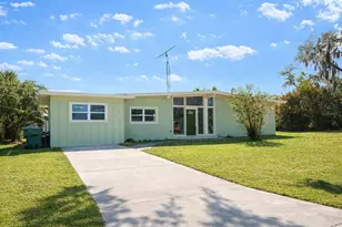 725 Scenic St, Leesburg, FL 34748 - Photo 1