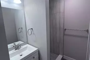 725 Scenic St, Leesburg, FL 34748 - Photo 6