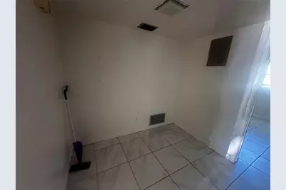 1315 SE Silver Springs Place #6, Ocala, FL 34471 - Photo 4