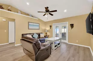 12905 SE 117th Ct, Ocklawaha, FL 32179 - Photo 8