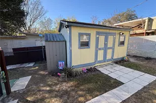 18592 SE 21st St, Silver Springs, FL 34488 - Photo 12