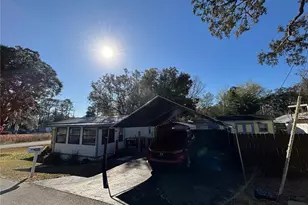 18592 SE 21st St, Silver Springs, FL 34488 - Photo 4