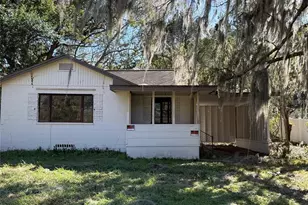 1130 NE 10th St, Ocala, FL 34470 - Photo 1