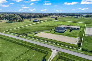 19830 SE 15th Pl, Morriston, FL 32668 - Photo 1