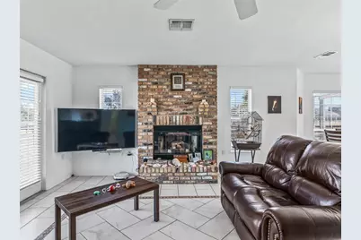 19830 SE 15th Place, Morriston, FL 32668 - Photo 10