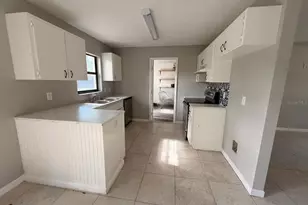 5290 NW 61st Ln, Ocala, FL 34482 - Photo 4