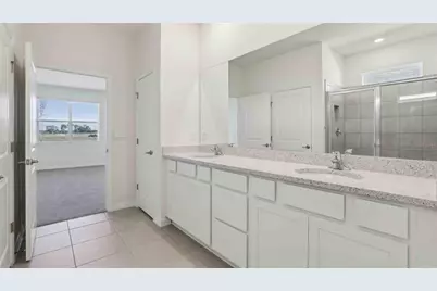 8761 Pinecrest Trail, Wildwood, FL 34785 - Photo 16