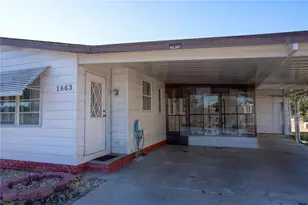 1863 W Schwartz Blvd, Lady Lake, FL 32159 - Photo 2