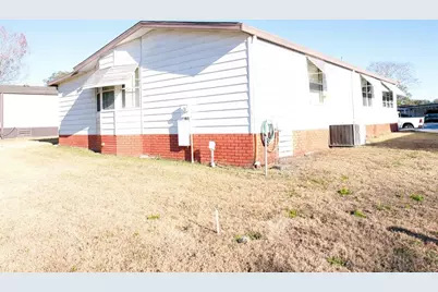 1863 W Schwartz Boulevard, Lady Lake, FL 32159 - Photo 24