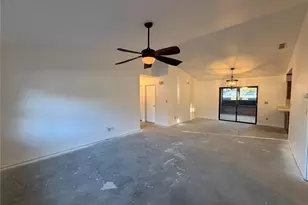 4008 SE 61st Pl, Ocala, FL 34480 - Photo 4