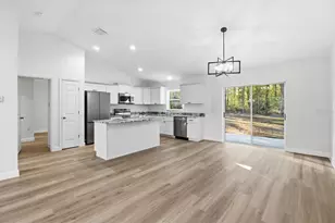 2992 W Camilo Dr, Citrus Springs, FL 34434 - Photo 10