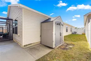 1941 Yellow Pine Pl, The Villages, FL 32162 - Photo 48