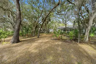 554 W Cherry Laurel Ct, Beverly Hills, FL 34465 - Photo 12