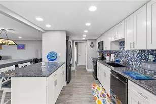 1621 Spring Garden Dr, Astor, FL 32102 - Photo 14