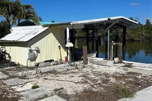 3900 Royal Palm Dr, Saint James City, FL 33956 - Photo 6