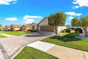 9256 SW 66th Loop, Ocala, FL 34481 - Photo 2