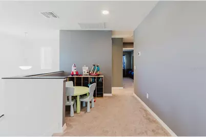 3047 Adams Cross Drive, Zephyrhills, FL 33540 - Photo 18