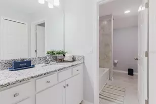 3047 Adams Cross Dr, Zephyrhills, FL 33540 - Photo 16