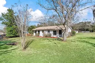 5911/5913 NW 9th St, Ocala, FL 34482 - Photo 2