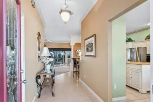 17651 SE 90th Clemson Cir, The Villages, FL 32162 - Photo 4