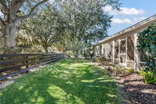 17651 SE 90th Clemson Cir, The Villages, FL 32162 - Photo 36